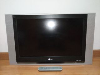television LG pantalla plana de 26"