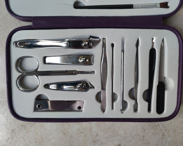 Set manicura y maquillaje