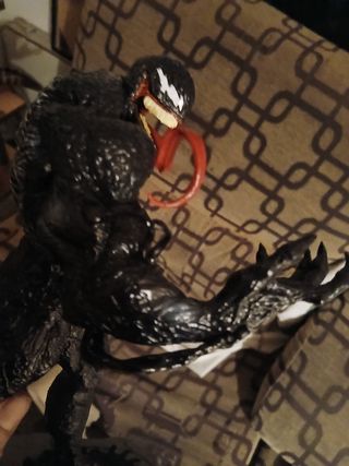 FIGURA DC MARVEL JOKER BATMAN VENOM .