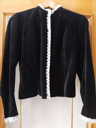 Corpiño de terciopelo negro,talla 34 .