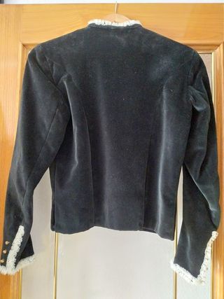 Corpiño de terciopelo negro,talla 34 .