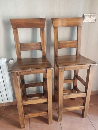 Taburete de madera