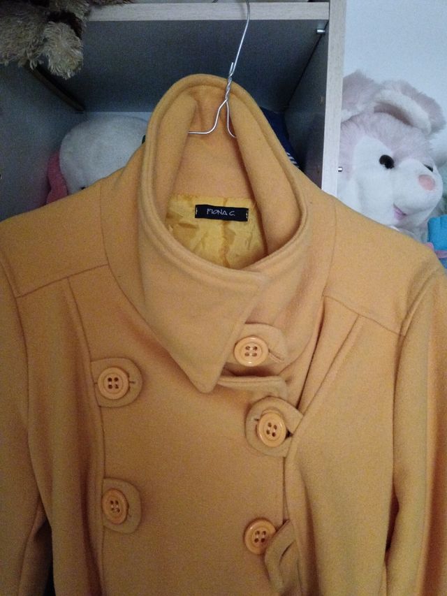 Cappottino morbido mai usato vendo per inutilizzo
