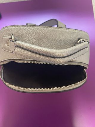 Mochila pequeña plata 
