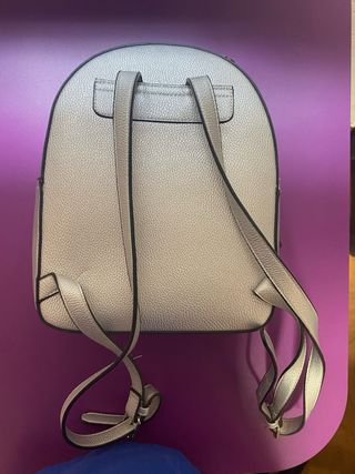 Mochila pequeña plata 