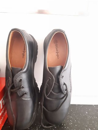 Calzado de seguridad y zapatos