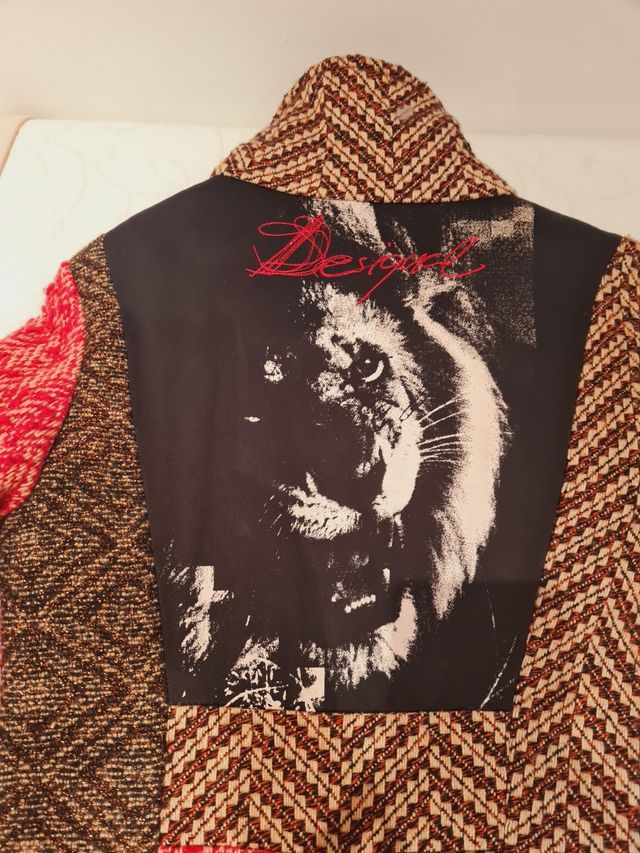 Abrigo de desigual talla S seminuevo.