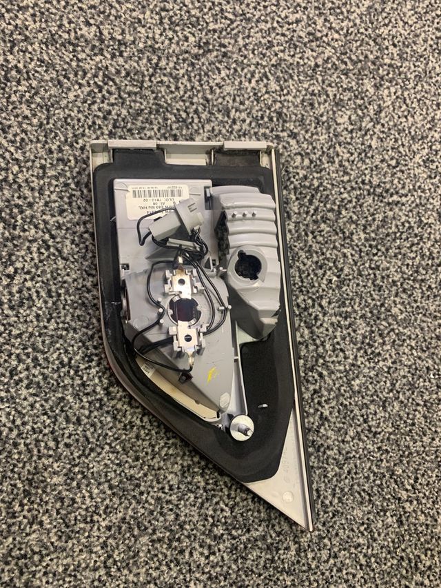 Bmw X3 piloto trasero porton