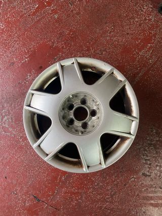 Volkswagen Golf 2003