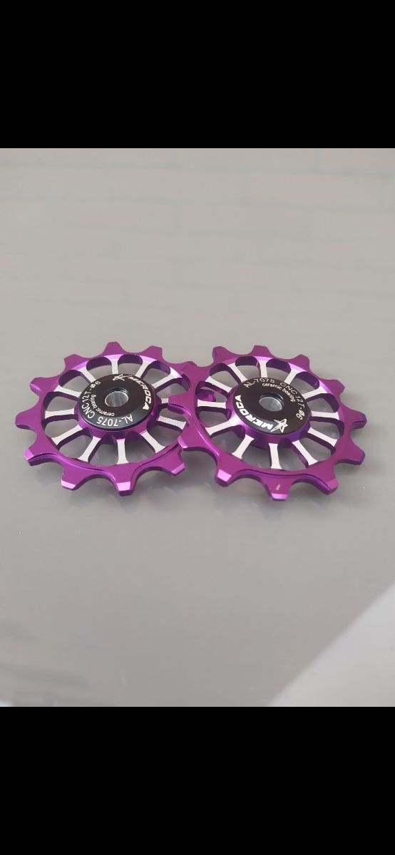 2 Roldanas cerámicas 12T violeta 9-10-11v. 50mm ø.