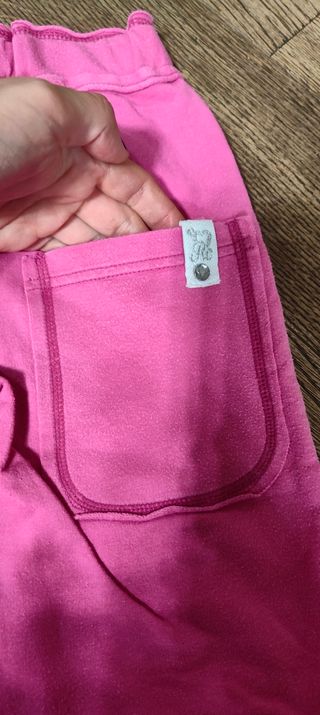 Pantaloni della tuta rosa da bambina