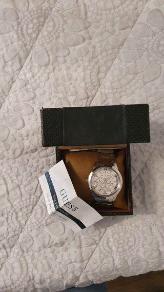 Orologio da polso Guess in acciaio 