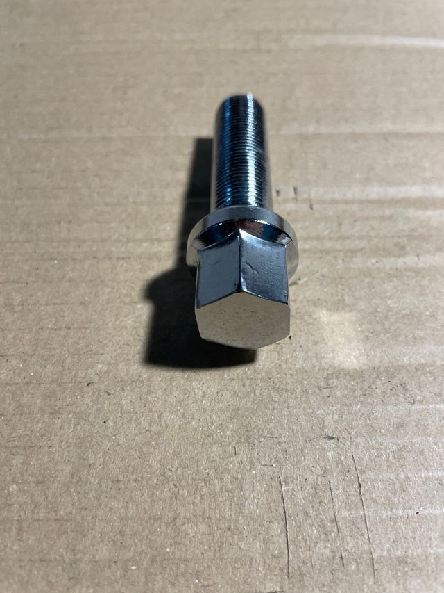 Tornillos largos BMW M14x1.25