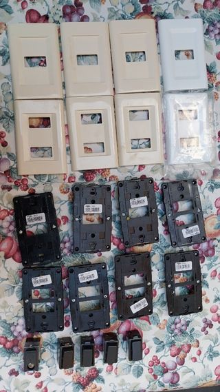 Materiale elettrico prese placche frutti