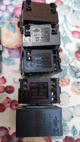 Materiale elettrico prese placche frutti