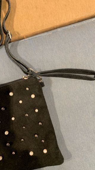 Bolso mano perlas