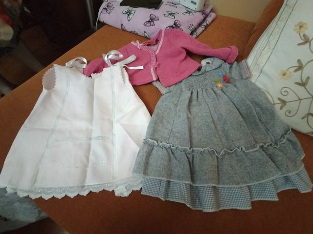Ropita,mantas y zapatitos de bebé (niña)