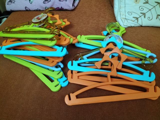 Ropita,mantas y zapatitos de bebé (niña)