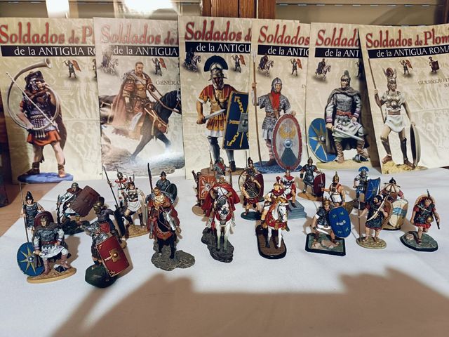 23 FIGURAS PLOMO IMPERIO ROMANO