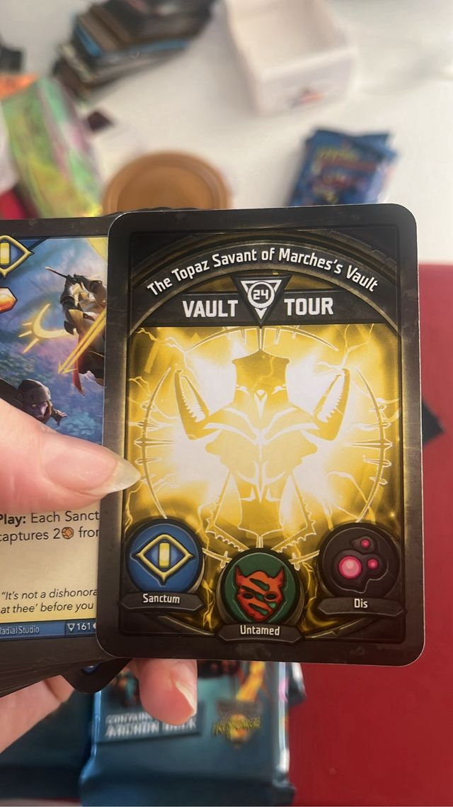 Vault Tour 2024 Deck SIN ABRIR