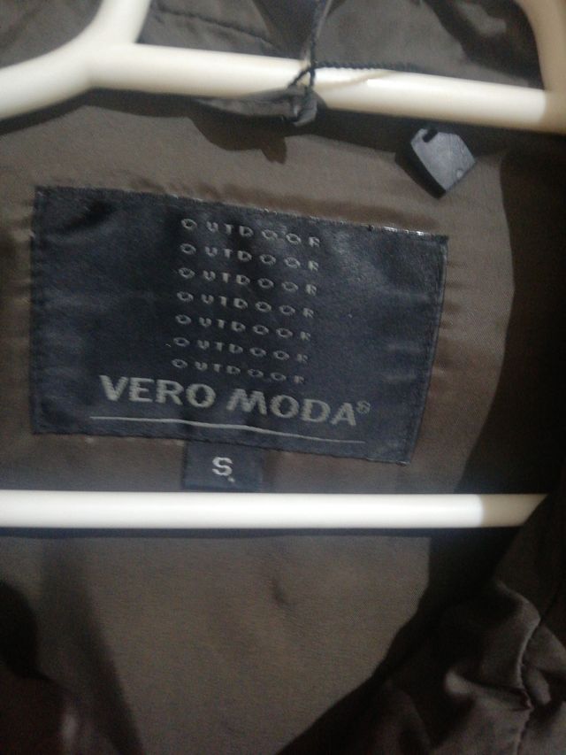 Cazadora chica marrón chocolate sin estrenar. Nuev