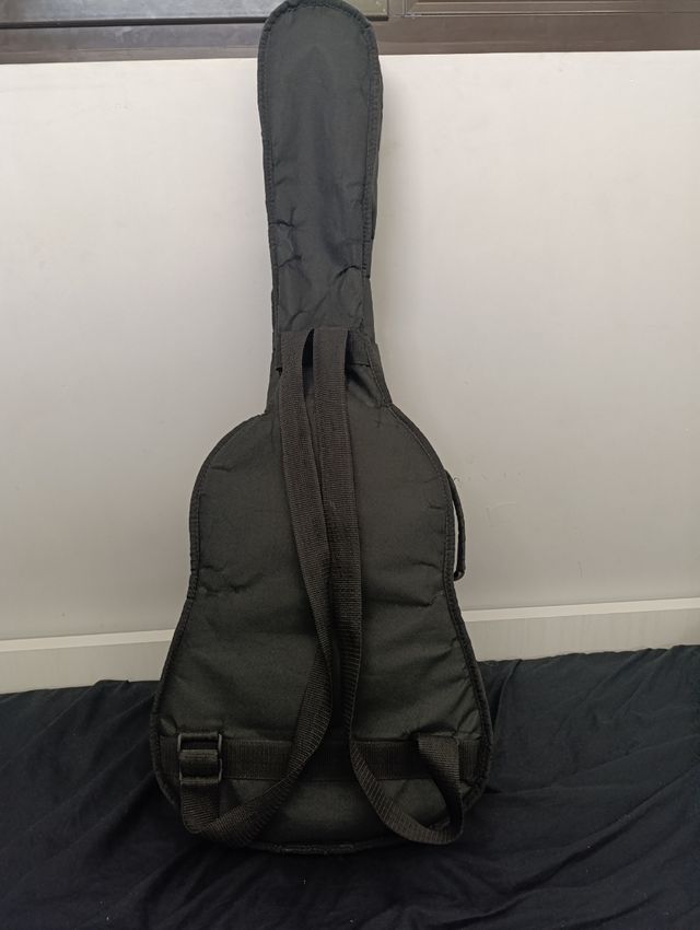 Guitarra española fender pequeña