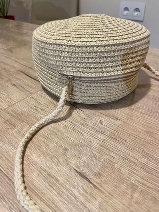 Nuevo a estrenar bolso beige