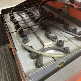 CARRETILLA TOYOTA COMPACTA TRIPLEX