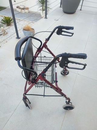 Andador ancianos 