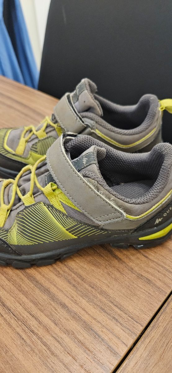 Zapatilla de montaña y trekking Niño n°28-29