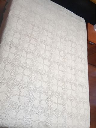 Colcha ganchillo a mano, cama 90