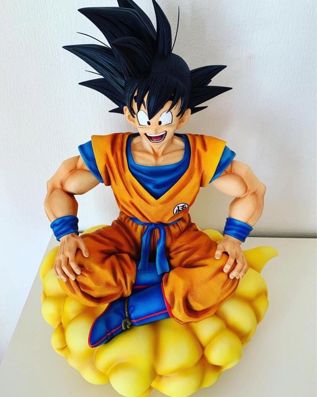 Resina Dragon Ball Figure Class Goku nimbus