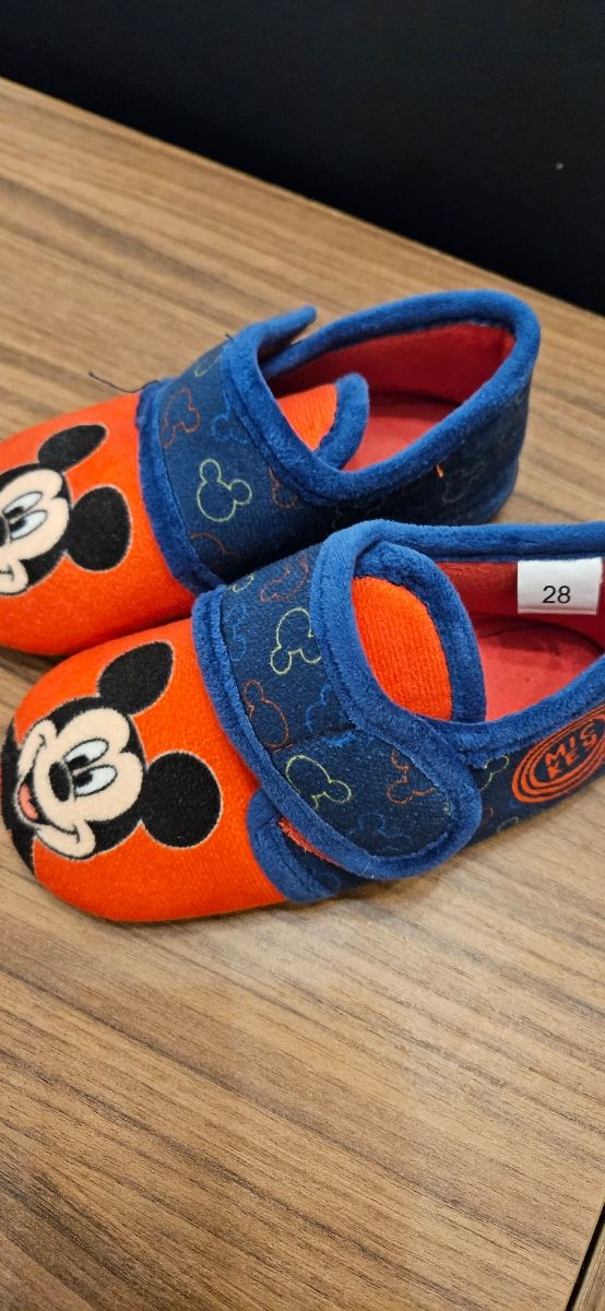 Zapatilla de casa niño n° 28
