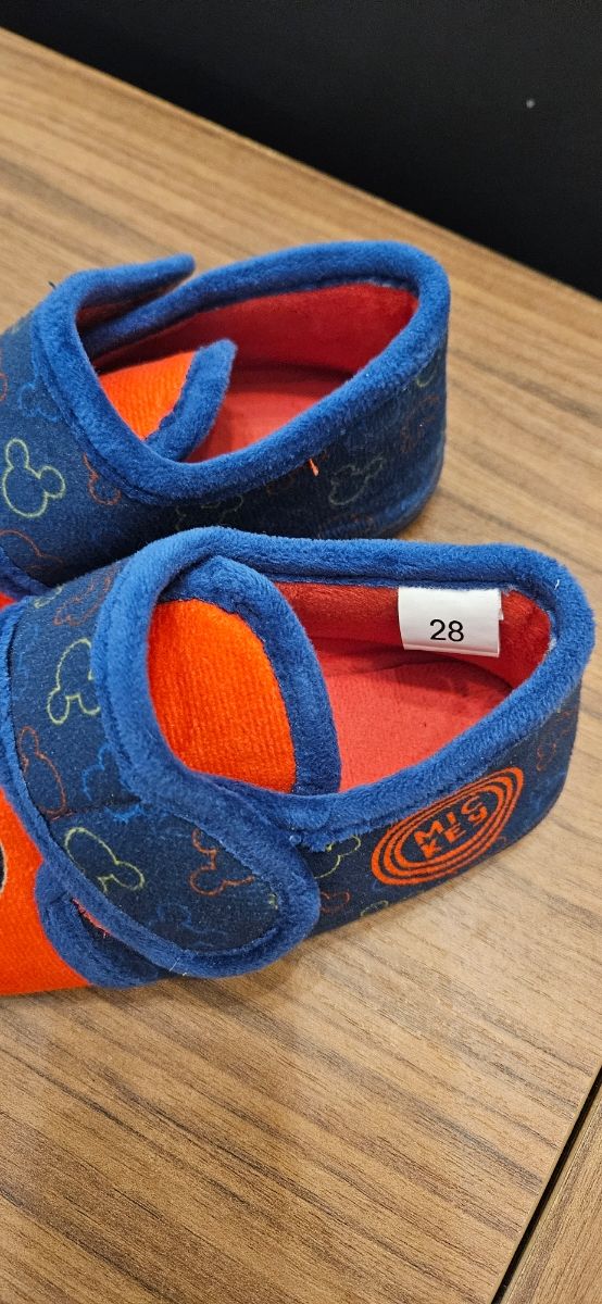 Zapatilla de casa niño n° 28