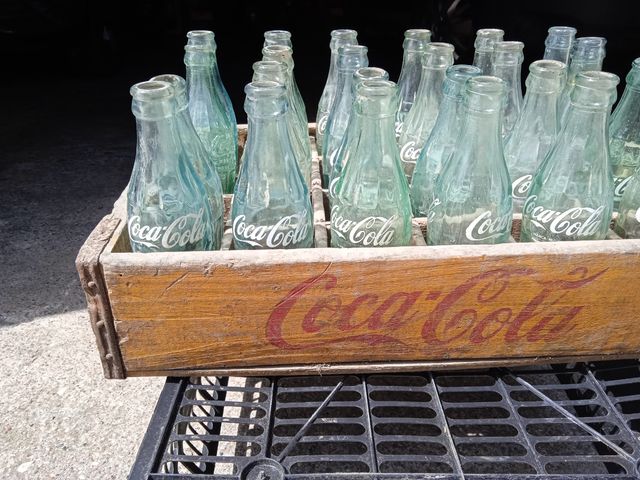 Caja coca cola antigua