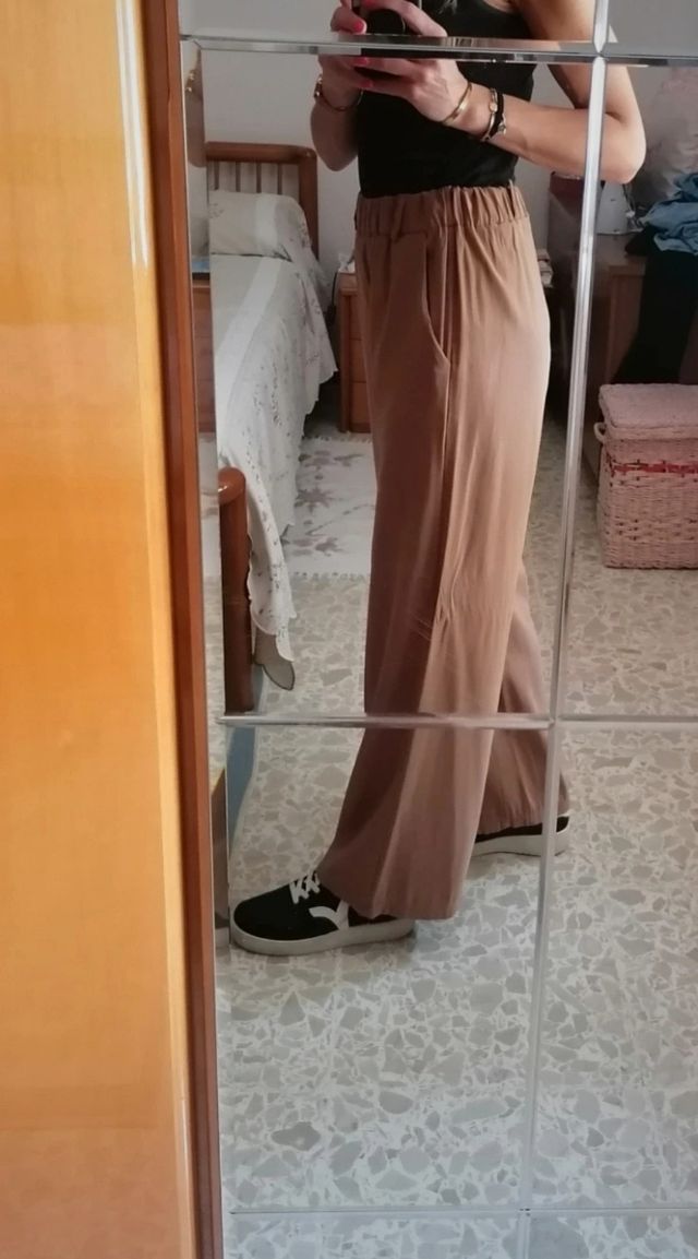 Pantaloni leggeri ed eleganti