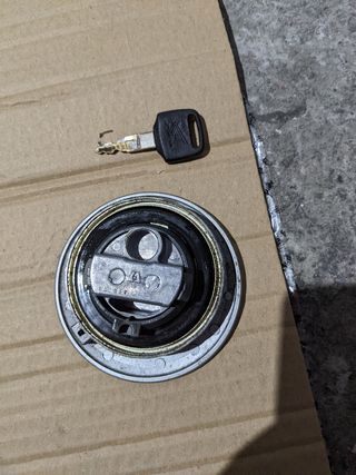 Tapa deposito gasolina honda nx 650