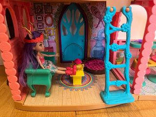Casa de las enchantimals ciervo