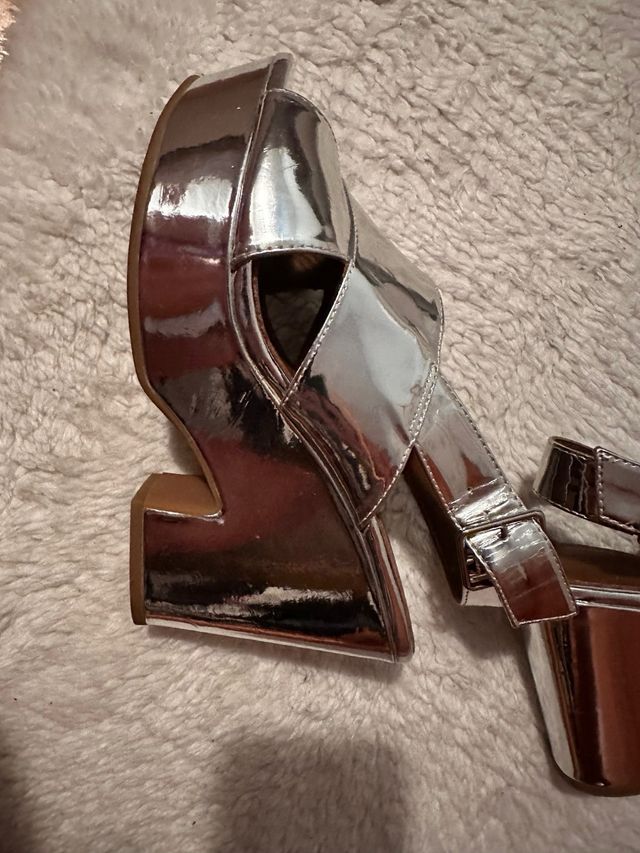 Sandalias plataforma bimba y lola