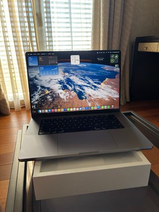 Macbook Pro M1 16’ 1TB 16GB Gris Espacial