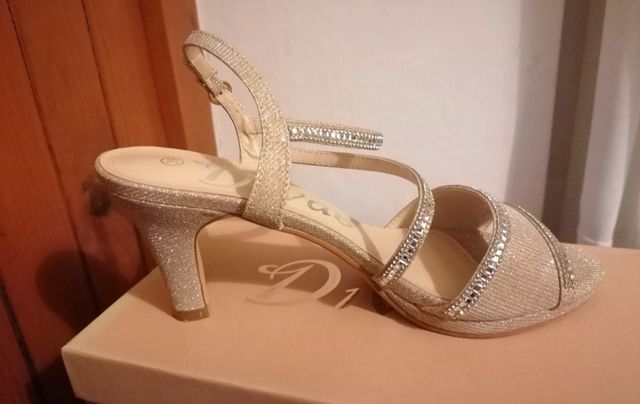 Sandali con tacco brillanti