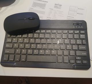 Teclado Bluetooth magnético con ratón