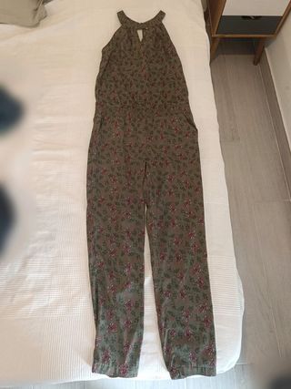 Mono verde estampado de flores 🌷Fórmula Joven