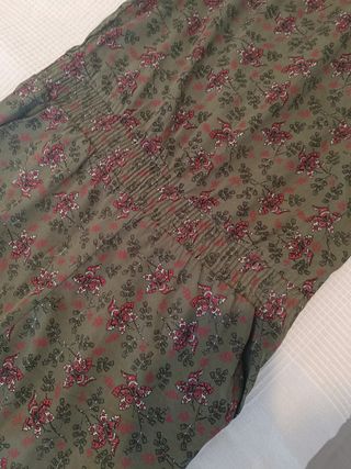 Mono verde estampado de flores 🌷Fórmula Joven