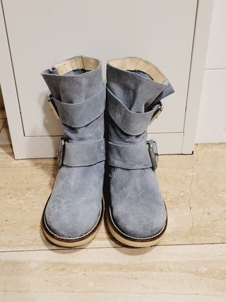 Botines de piel. T-37. Precio de compra 120€.