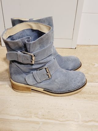Botines de piel. T-37. Precio de compra 120€.