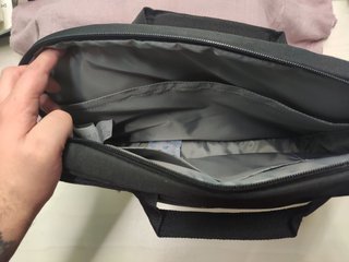 Funda portátil Amazon Basics