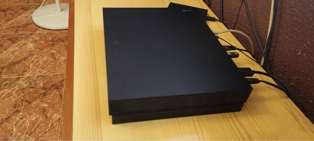 Consola XBOX ONE X 1 TB