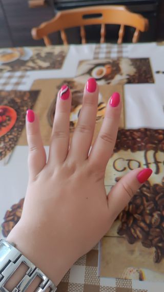 Manicura & Pedicura + Estética facial 