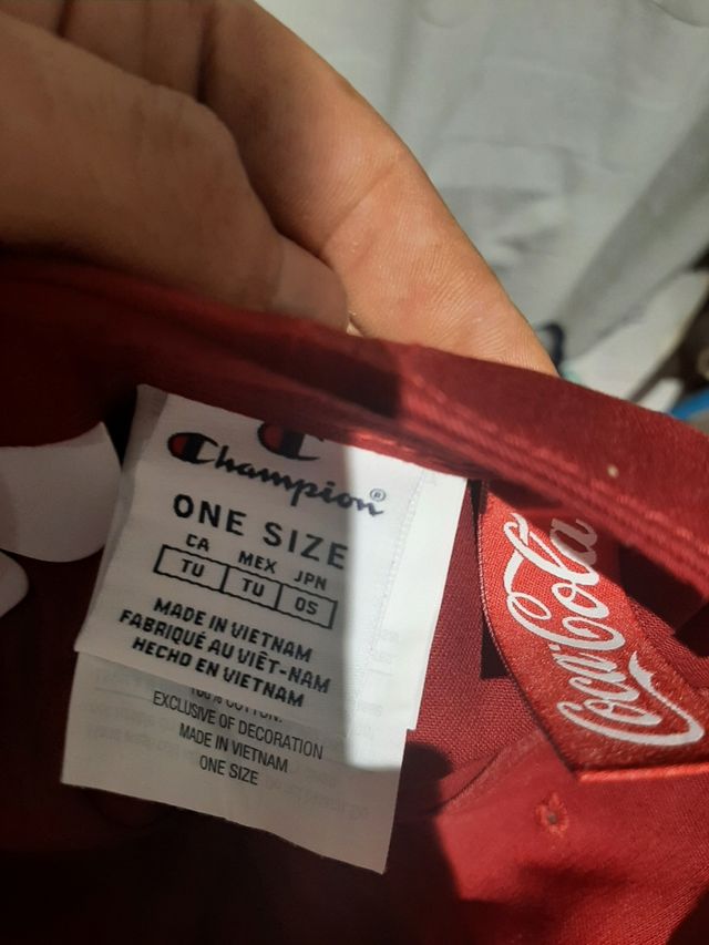 Gorra Champion x Coca-Cola